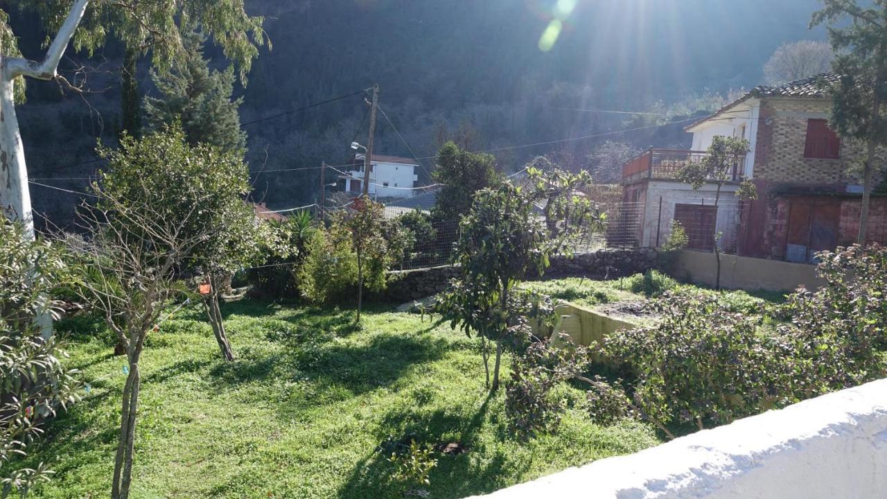 Villa The Old Olive Mill House Aegae Exterior foto